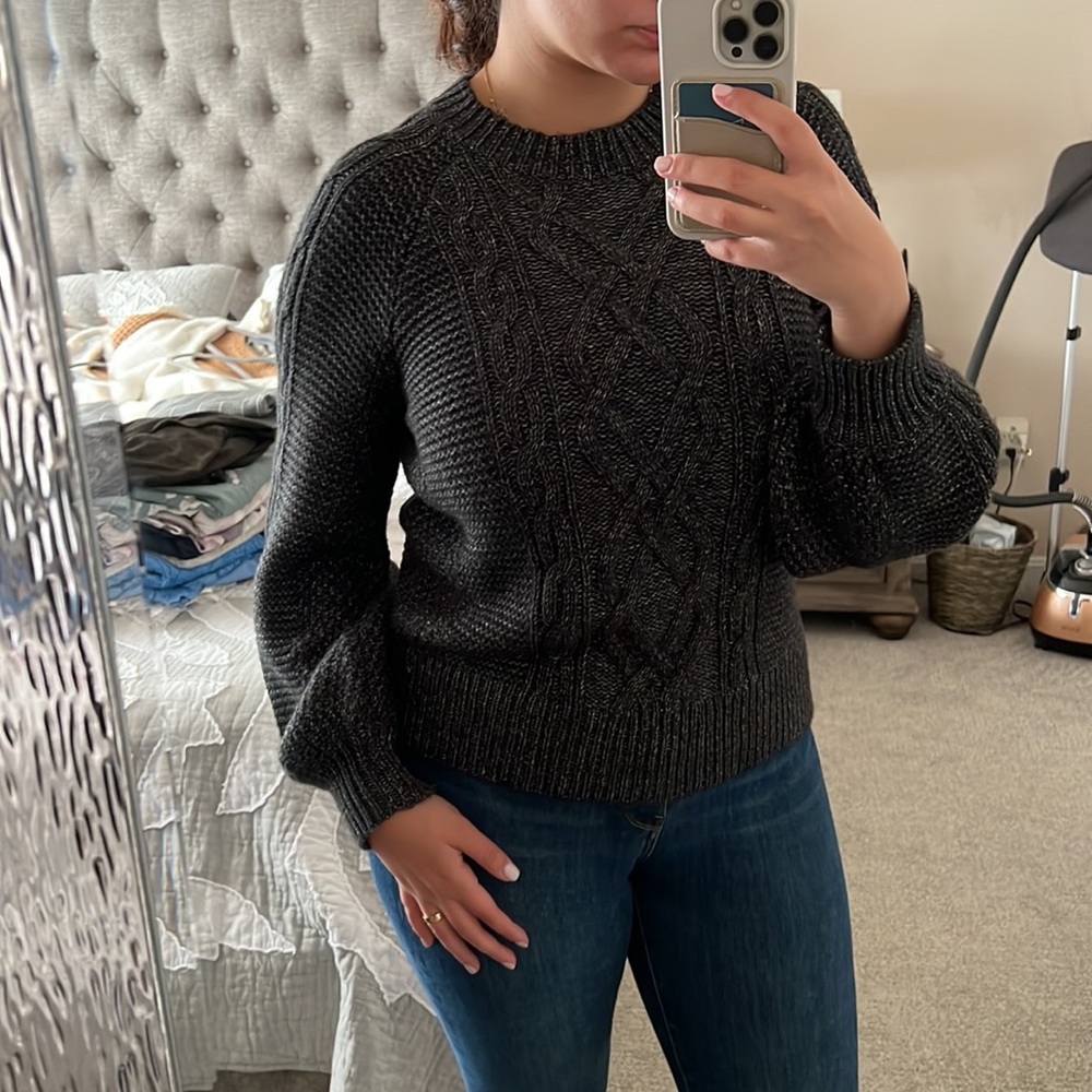 ANN TAYLOR Gray Marled Crew-Neck Balloon-Sleeve Cable Sweater - Size M
